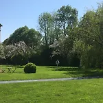 L'auberge Du Mont Le Breuil-en-Auge